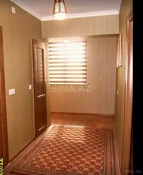 Satılır 4 otaqlı mənzil 120 m²
