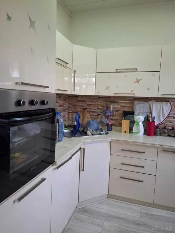 Satılır 3 otaqlı həyət evi 160 m²