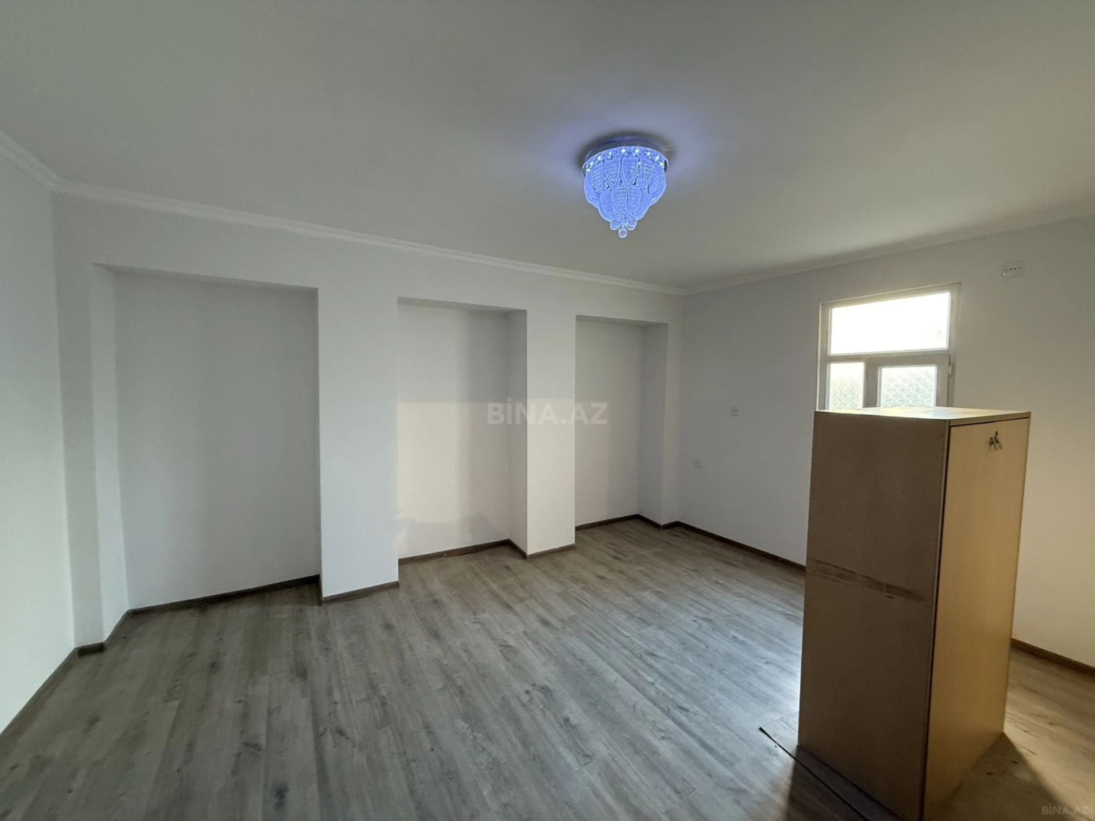 Satılır 3 otaqlı mənzil 45 m²