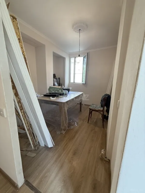 Satılır 3 otaqlı mənzil 45 m²