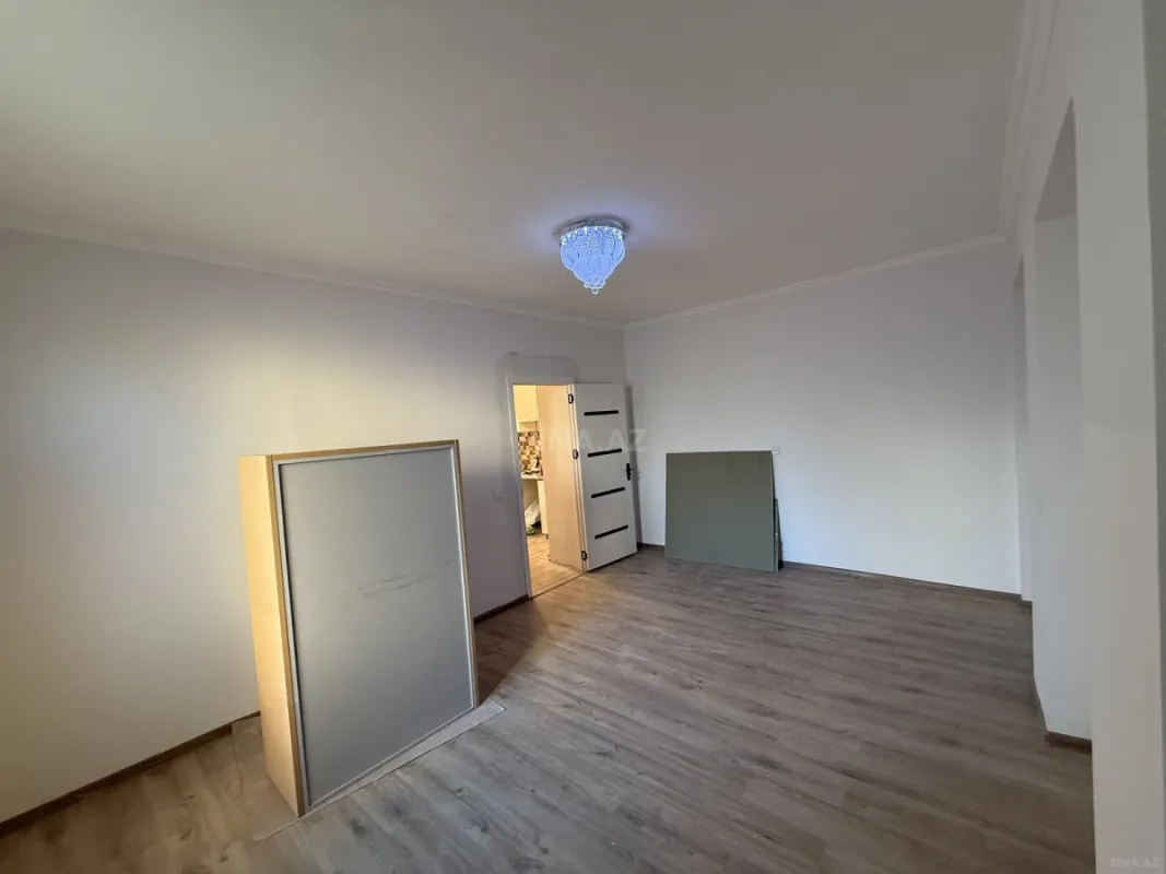 Satılır 3 otaqlı mənzil 45 m²