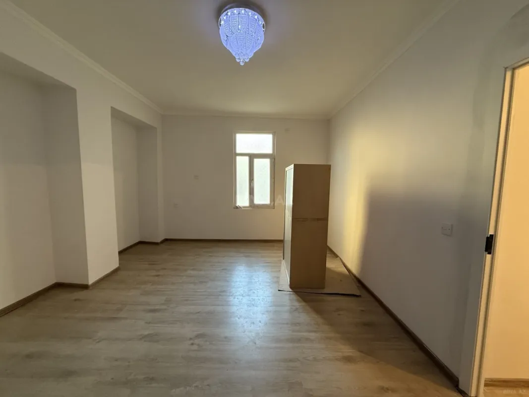 Satılır 3 otaqlı mənzil 45 m²