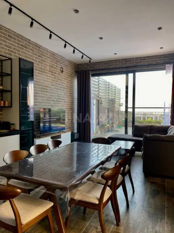 Satılır 6 otaqlı həyət evi 330 m²