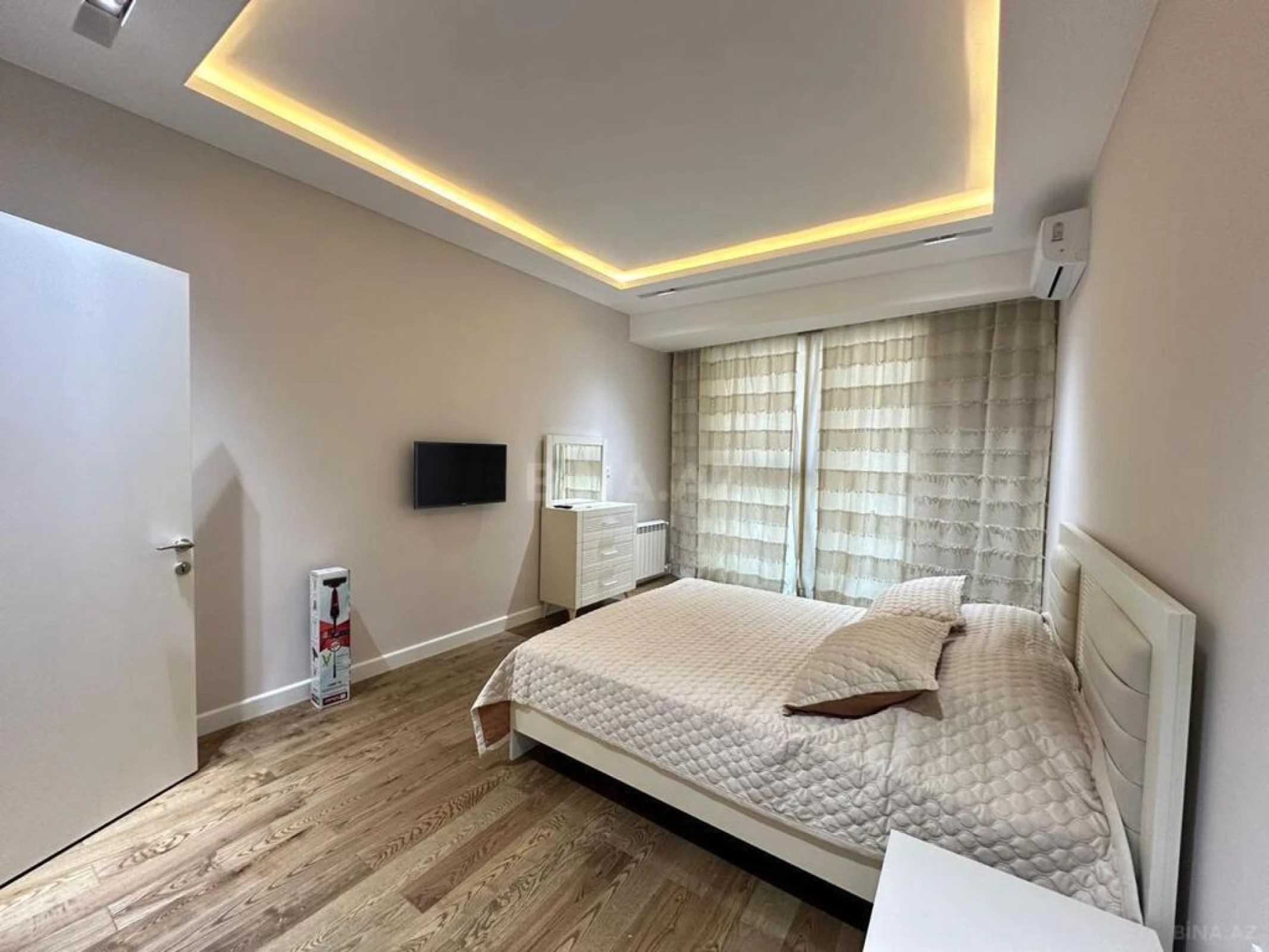 Kirayə verilir 2 otaqlı mənzil 65 m²
