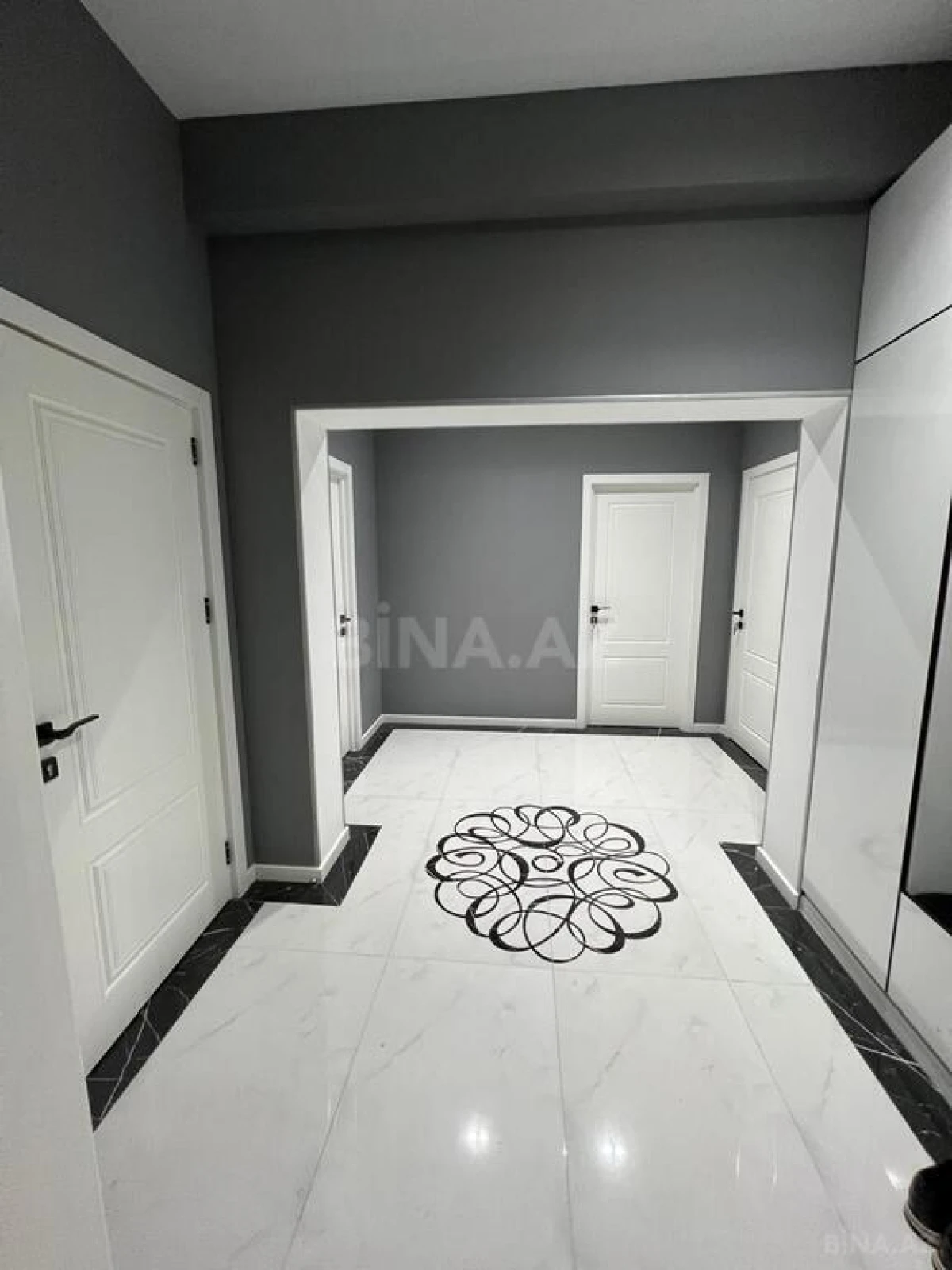 Kirayə verilir 3 otaqlı mənzil 92 m²