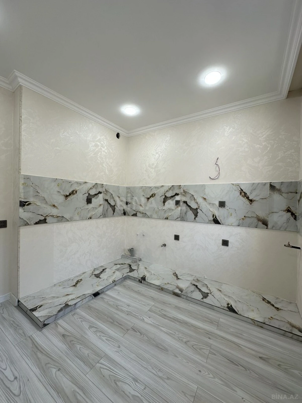 Satılır 3 otaqlı mənzil 75 m²