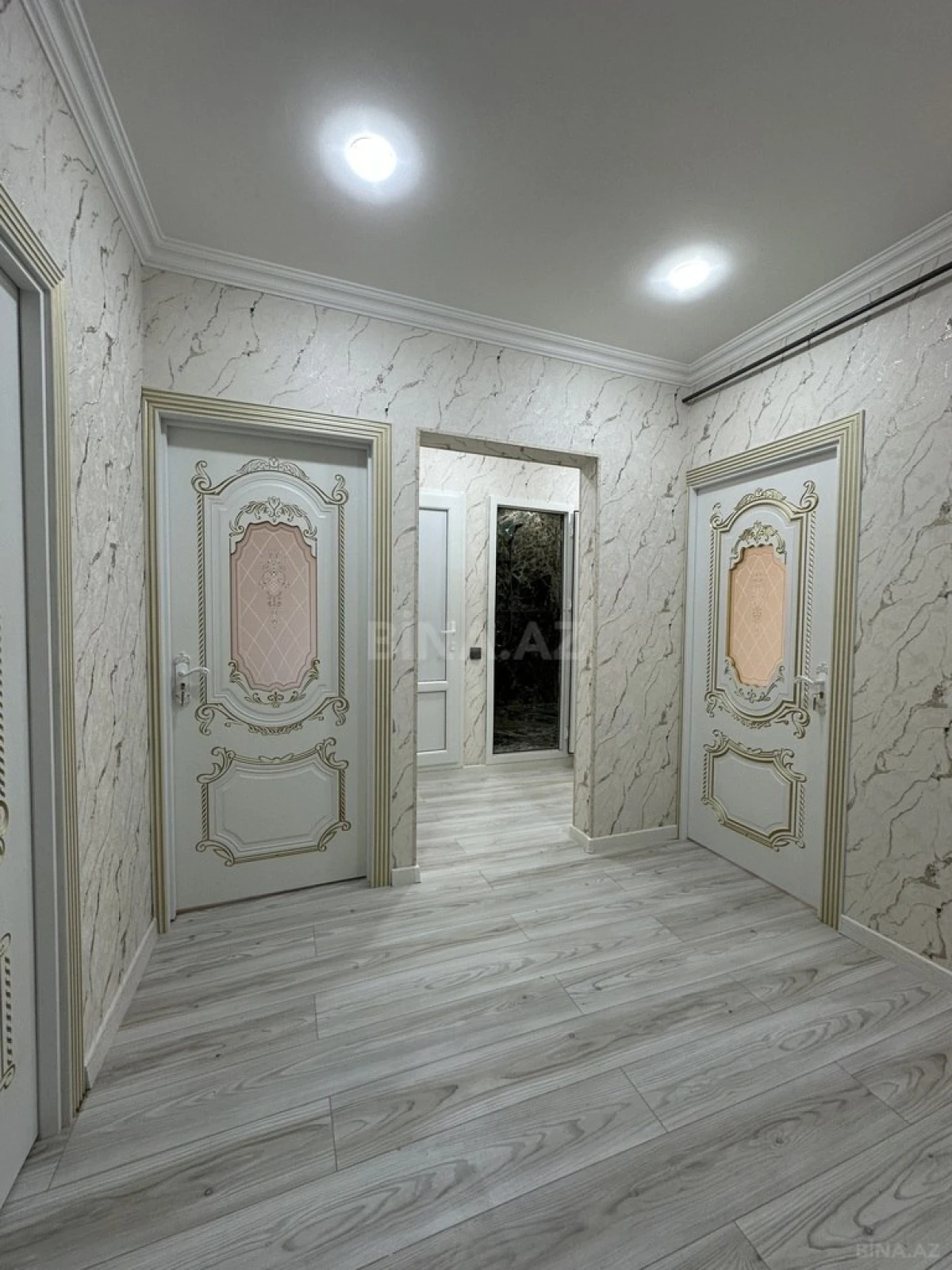 Satılır 3 otaqlı mənzil 75 m²