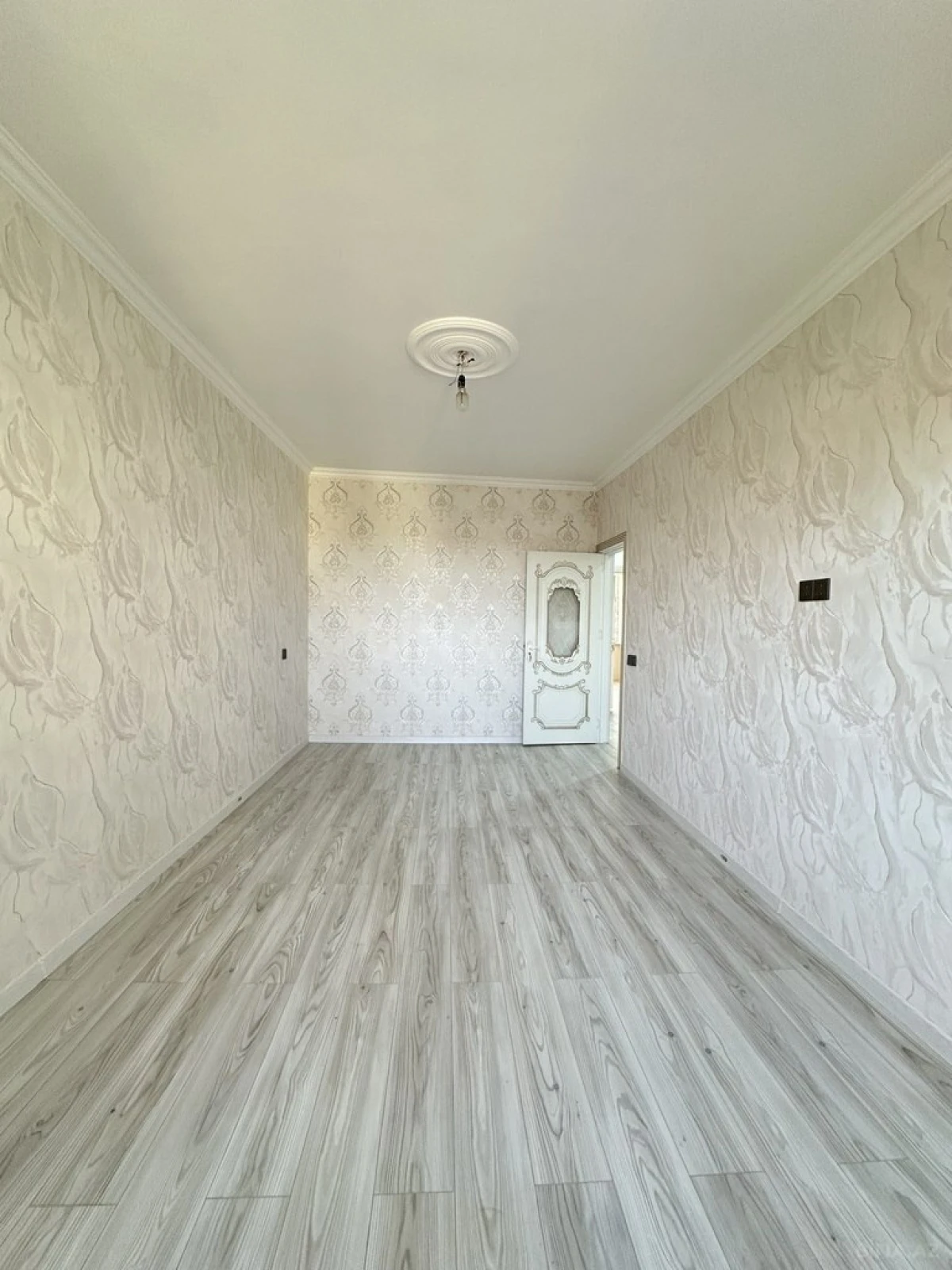 Satılır 3 otaqlı mənzil 75 m²