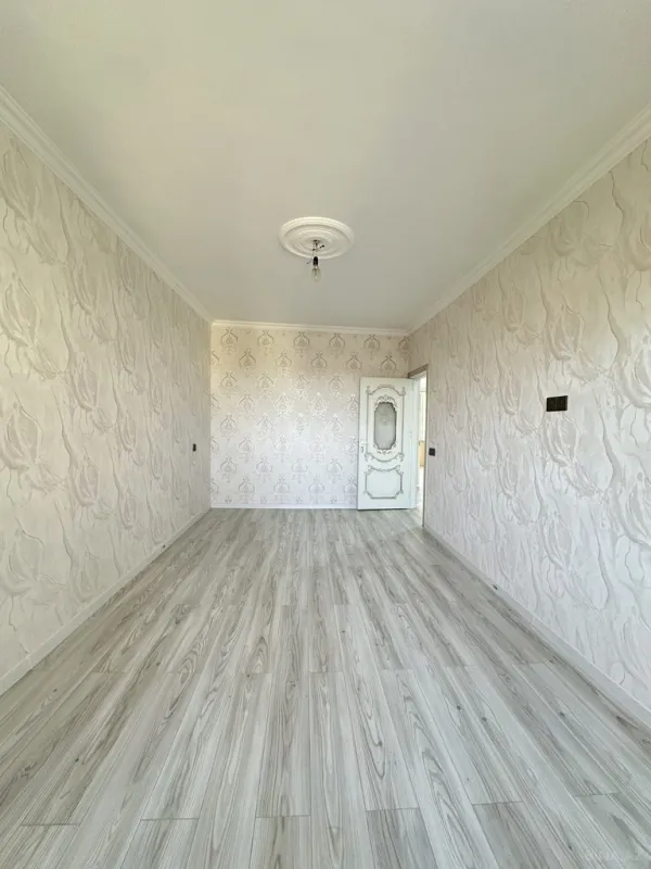 Satılır 3 otaqlı mənzil 75 m²