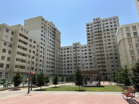 Satılır 3 otaqlı mənzil 105 m² — Bakı, Bakıxanov 3 otaq 105.00 m²