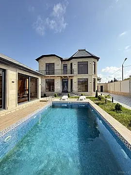 Satılır 5 otaqlı həyət evi 250 m²