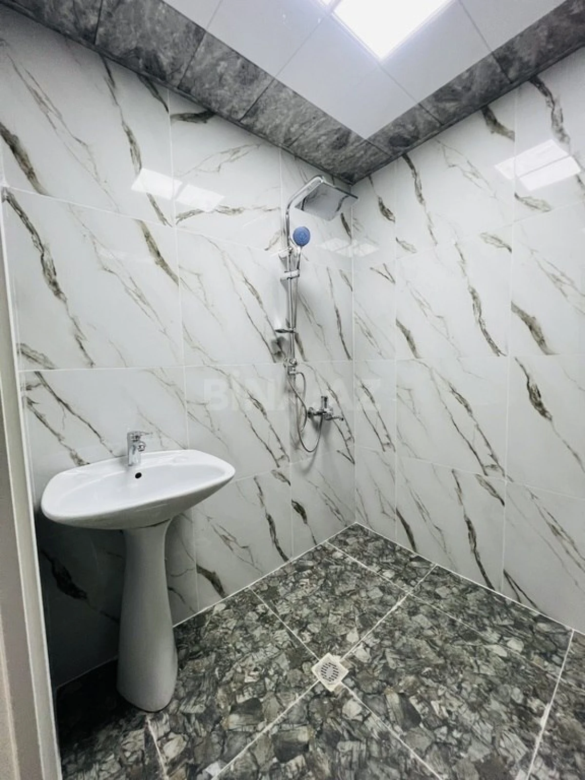 Satılır 2 otaqlı mənzil 46 m²
