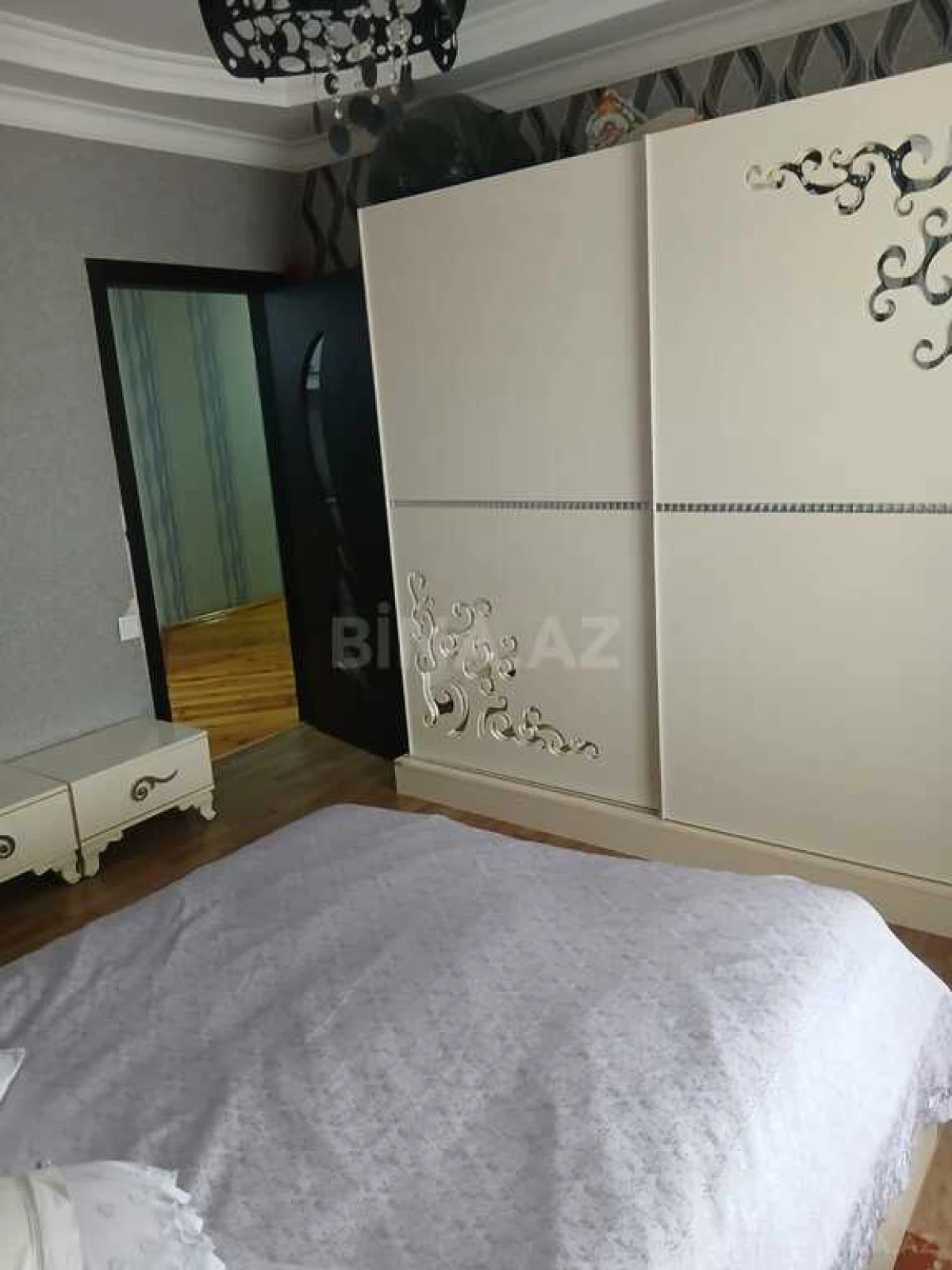 Satılır 2 otaqlı mənzil 59 m²