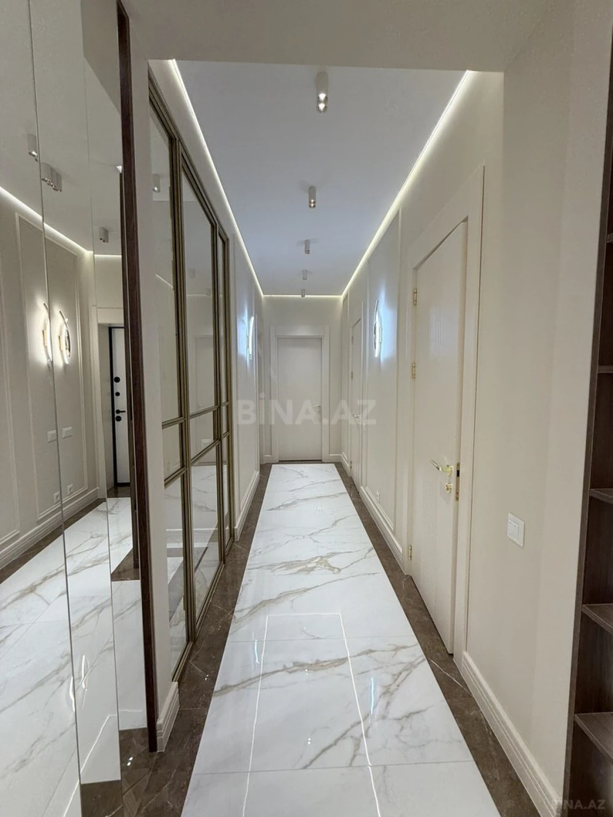 Satılır 3 otaqlı mənzil 85 m²