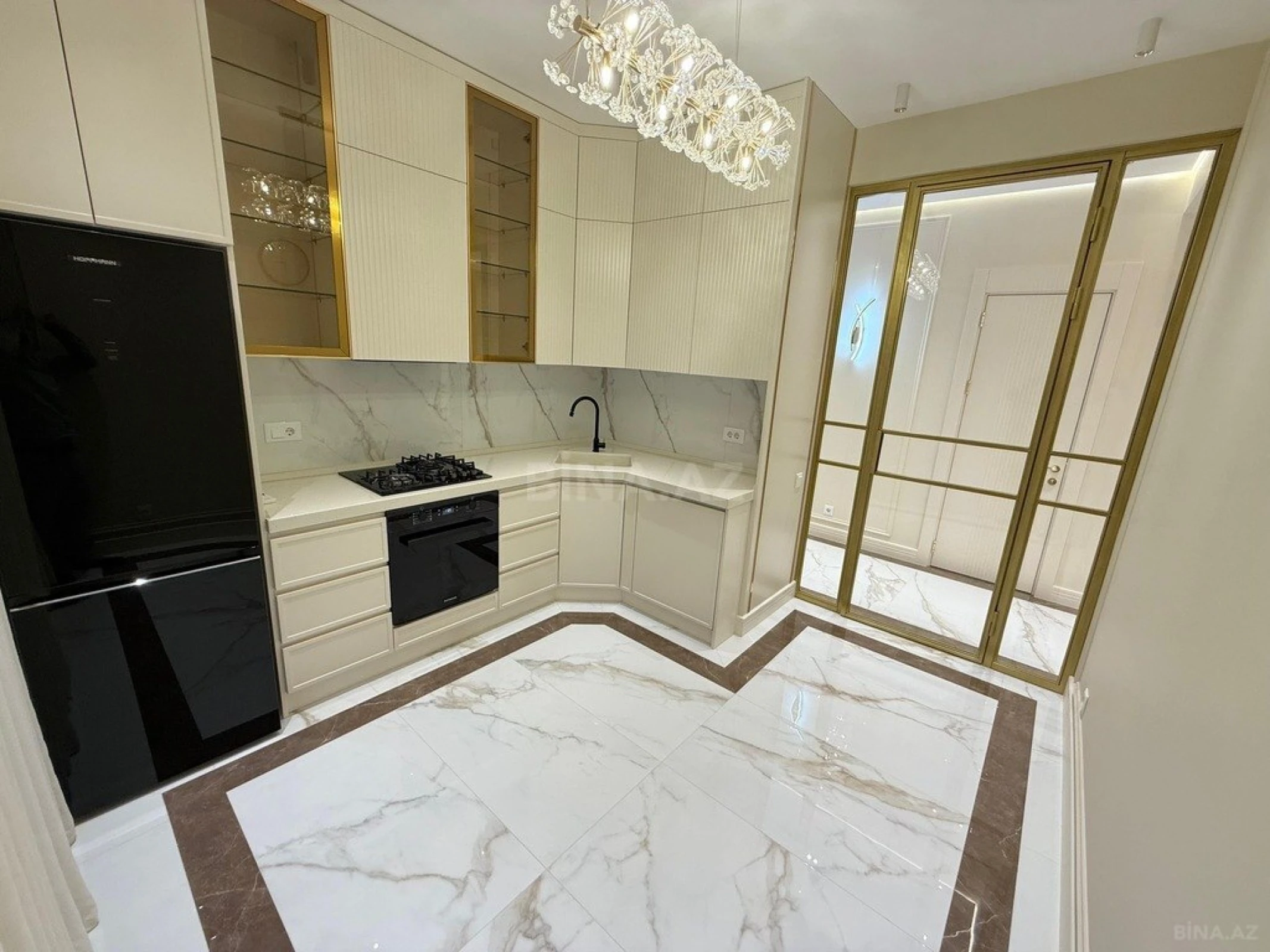 Satılır 3 otaqlı mənzil 85 m²