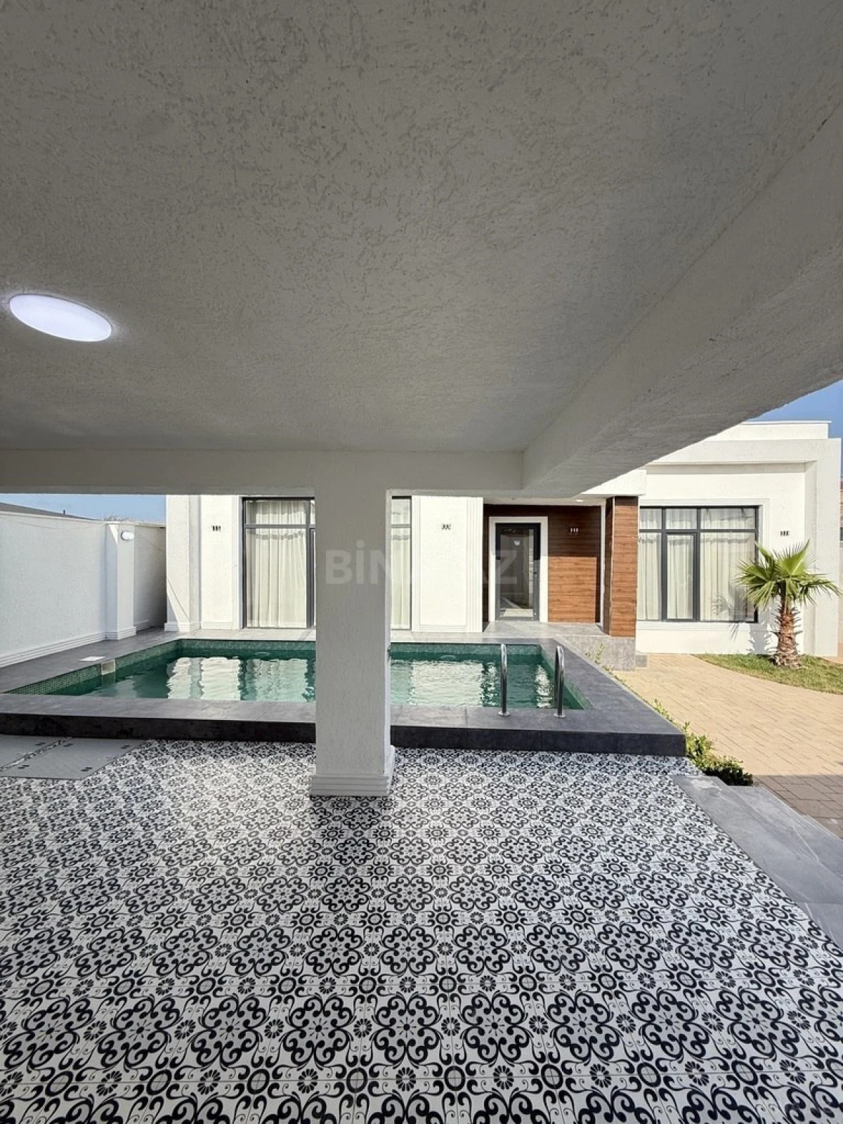 Satılır 4 otaqlı həyət evi 135 m²