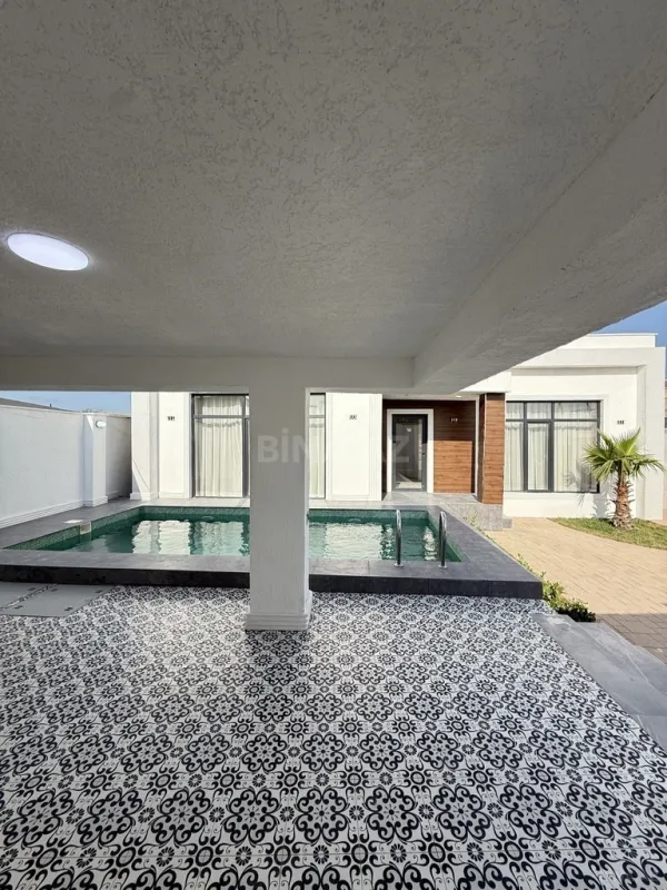 Satılır 4 otaqlı həyət evi 135 m²