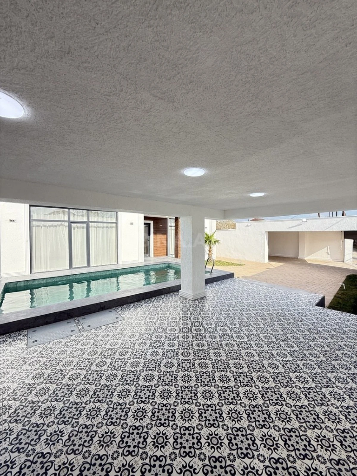 Satılır 4 otaqlı həyət evi 135 m²