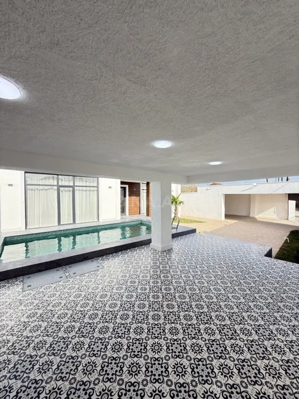 Satılır 4 otaqlı həyət evi 135 m²