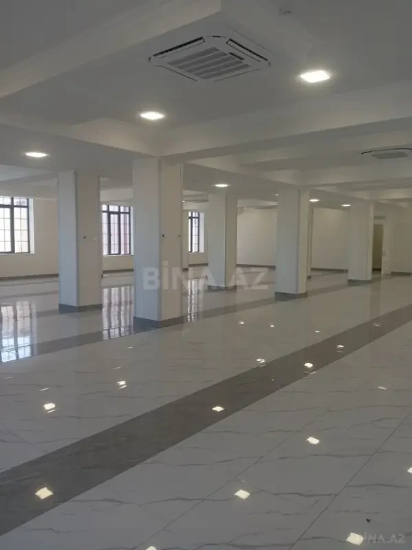 Kirayə verilir 20 otaqlı ofis 1500 m²