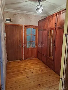 Satılır 4 otaqlı mənzil 105 m²