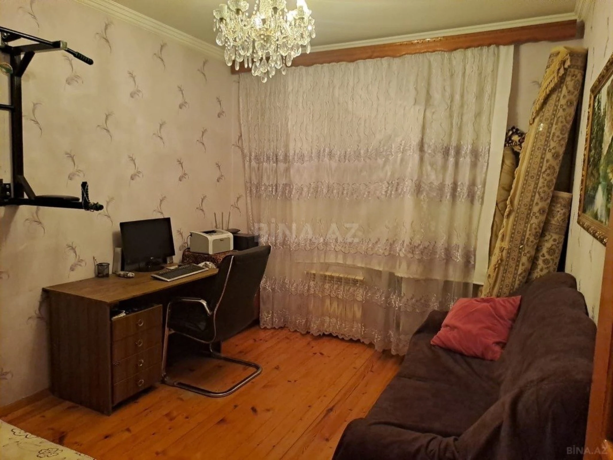 Satılır 4 otaqlı mənzil 105 m²