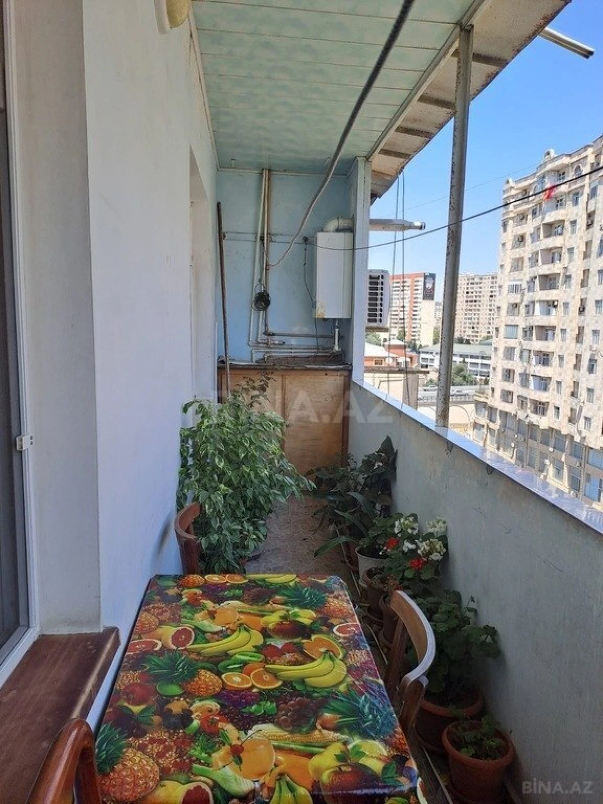 Satılır 4 otaqlı mənzil 105 m²
