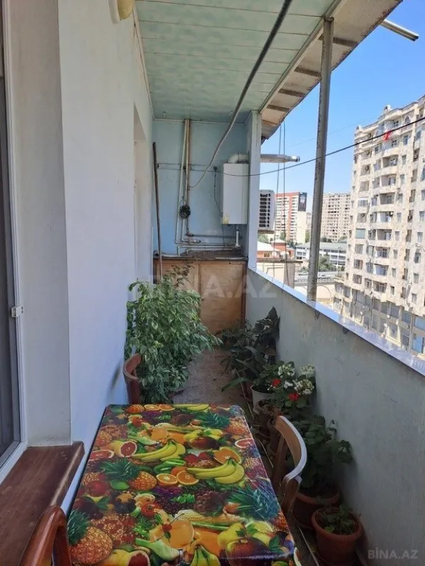 Satılır 4 otaqlı mənzil 105 m²