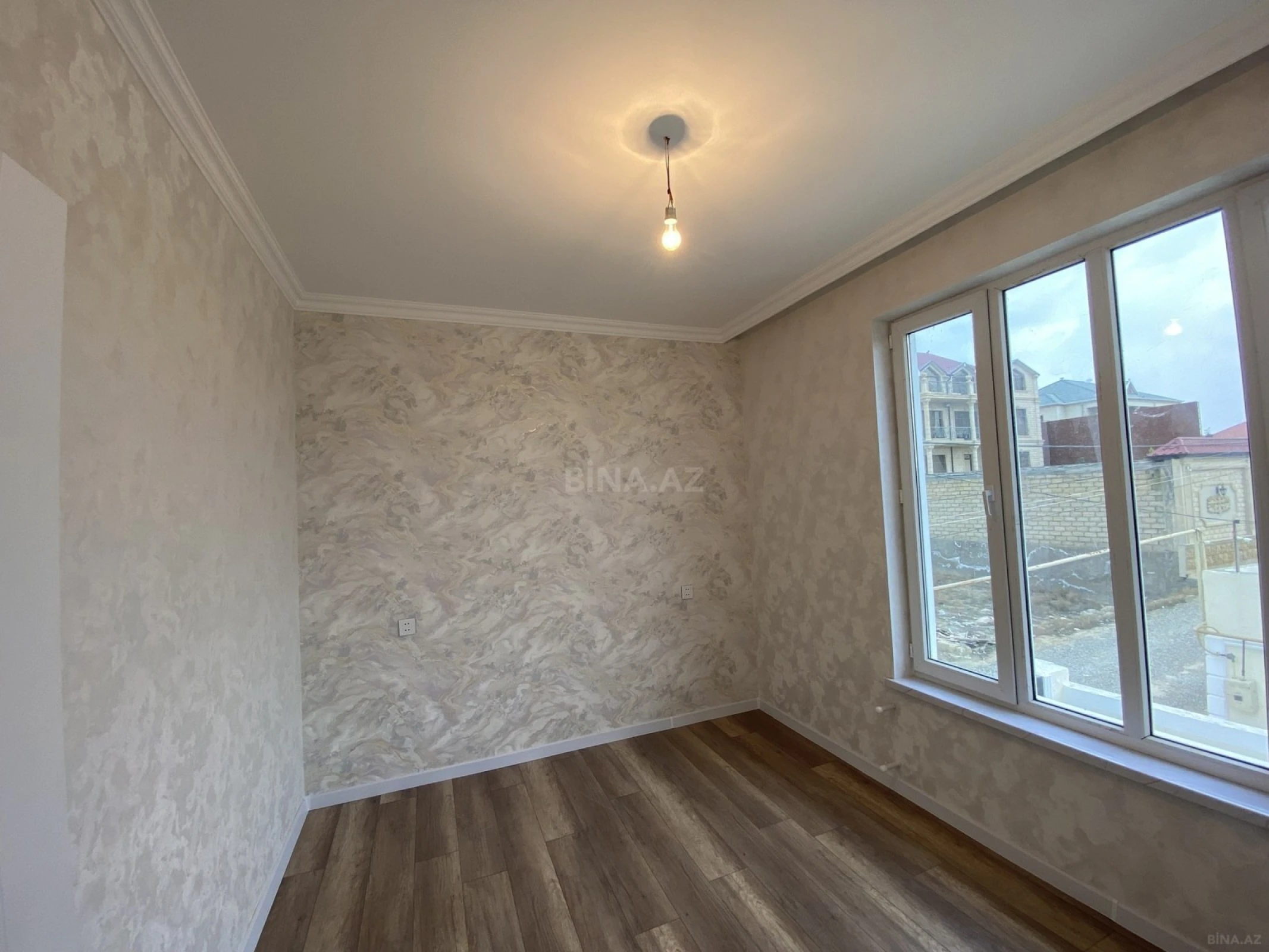Satılır 4 otaqlı həyət evi 110 m²