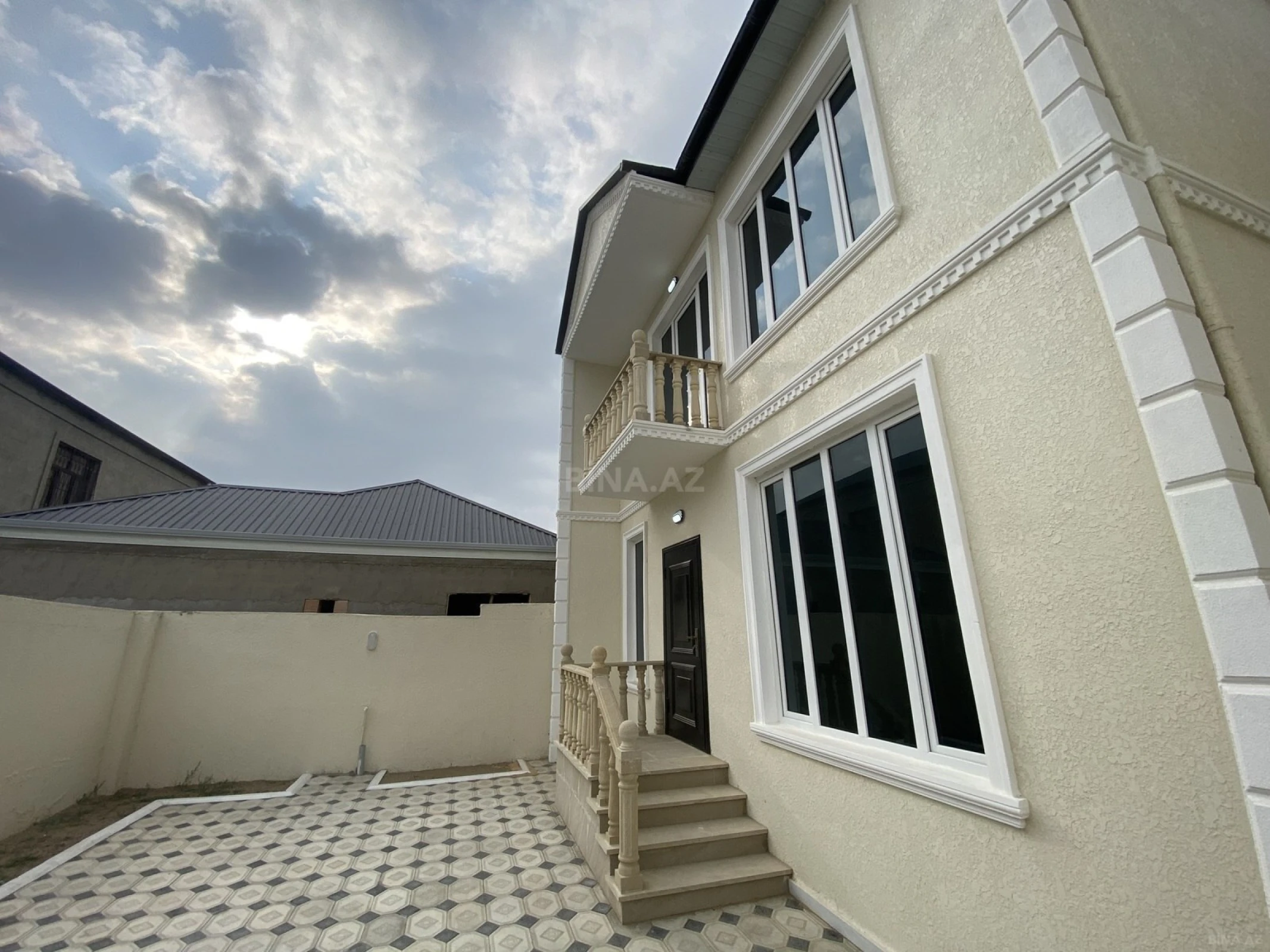 Satılır 4 otaqlı həyət evi 110 m²