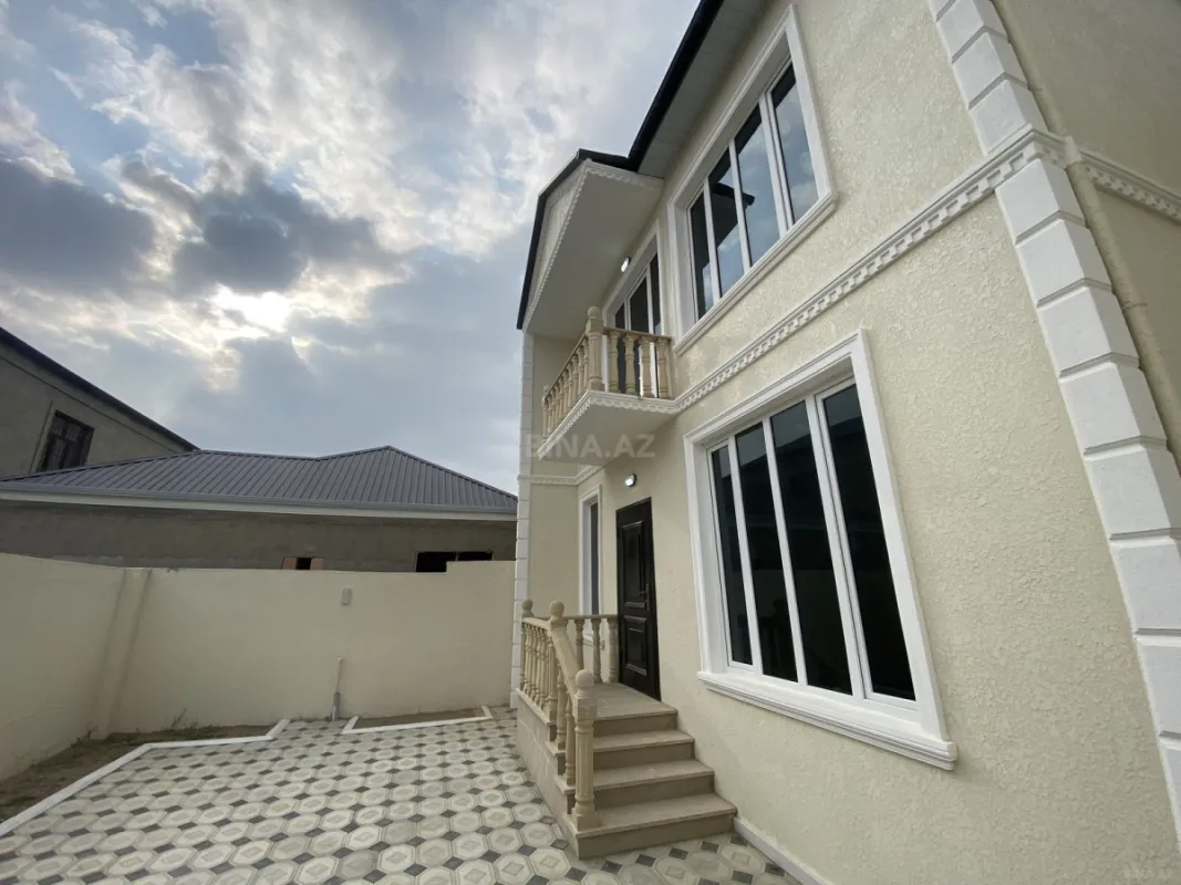 Satılır 4 otaqlı həyət evi 110 m²