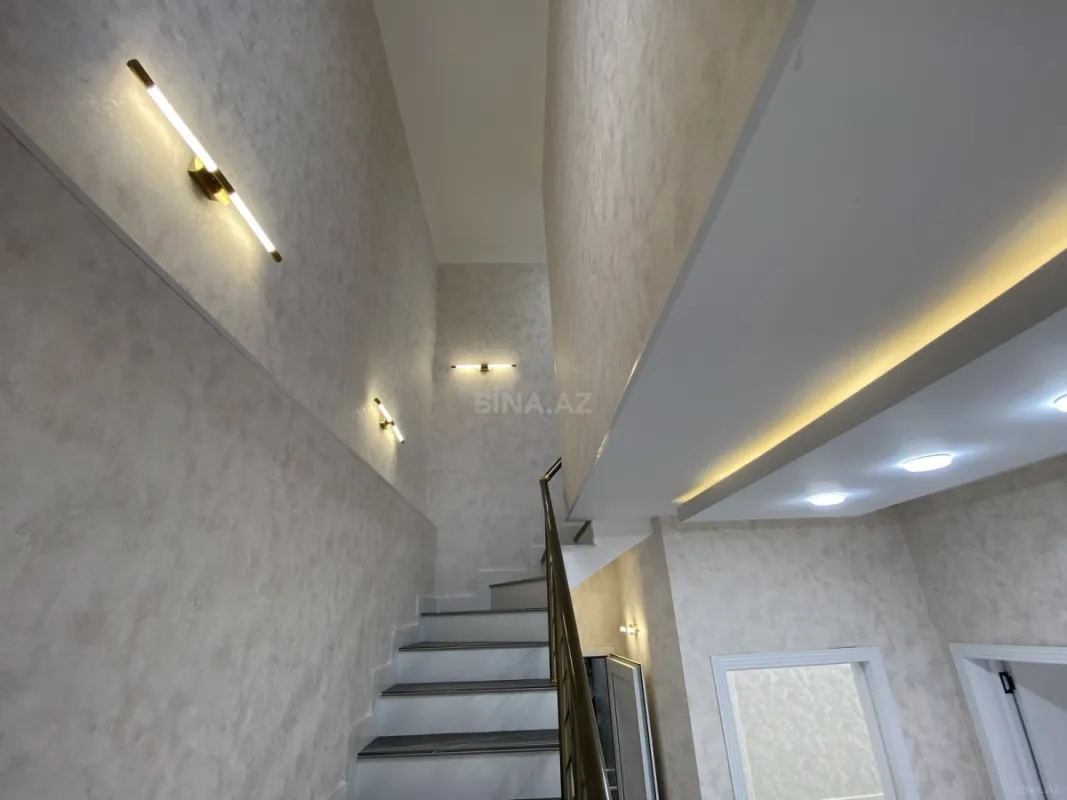 Satılır 4 otaqlı həyət evi 110 m²