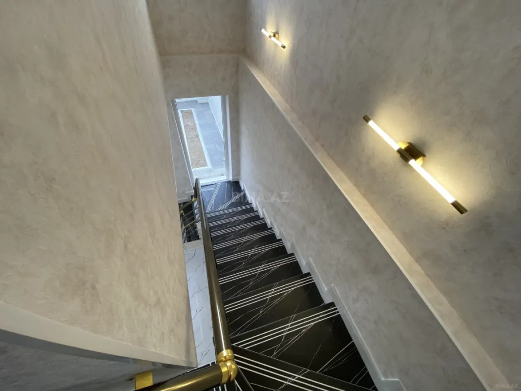 Satılır 4 otaqlı həyət evi 110 m²