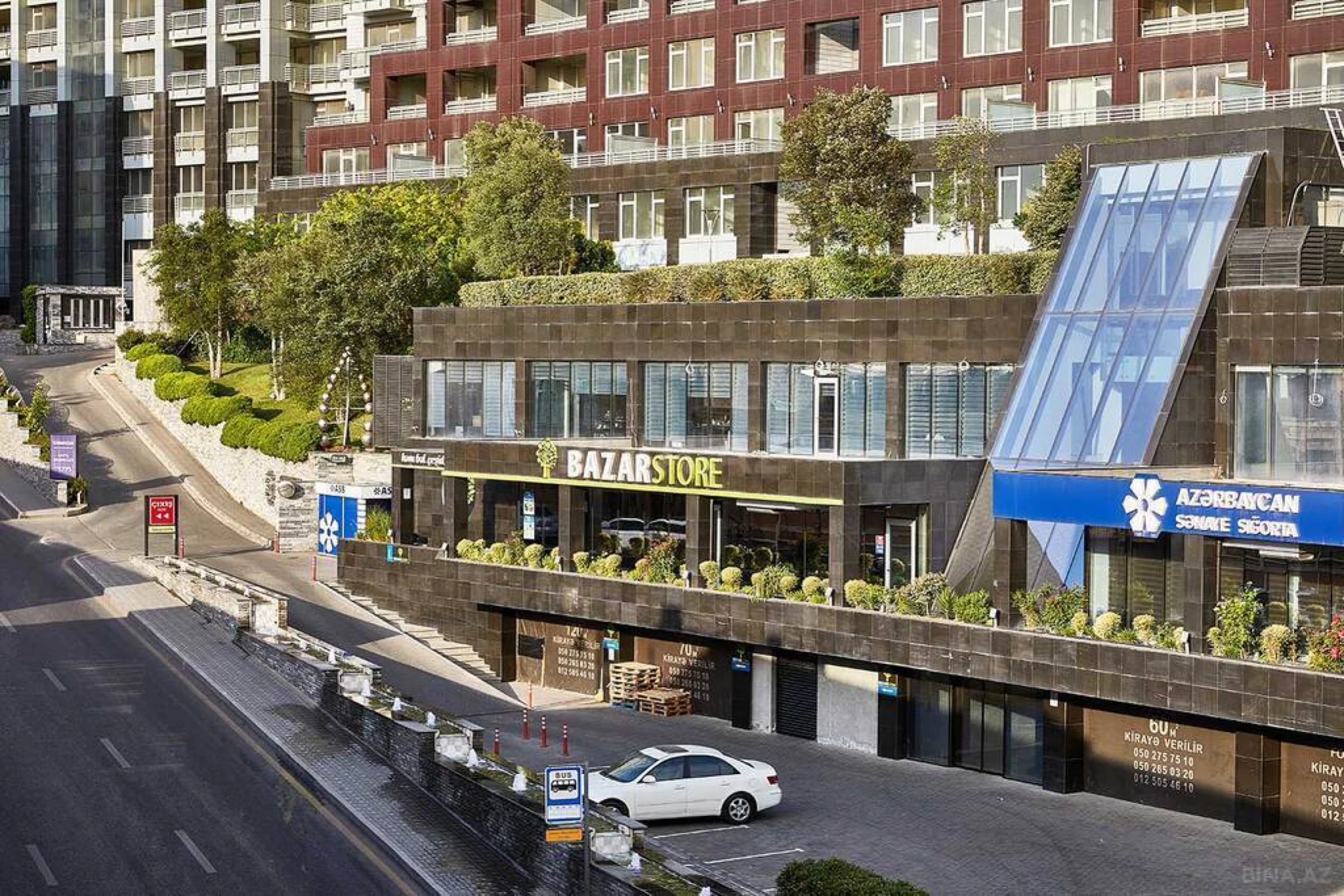 Satılır 12 otaqlı ofis 506 m²