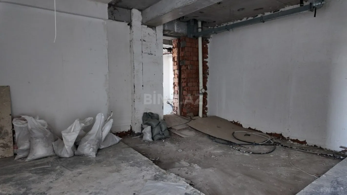 Satılır 12 otaqlı ofis 506 m²