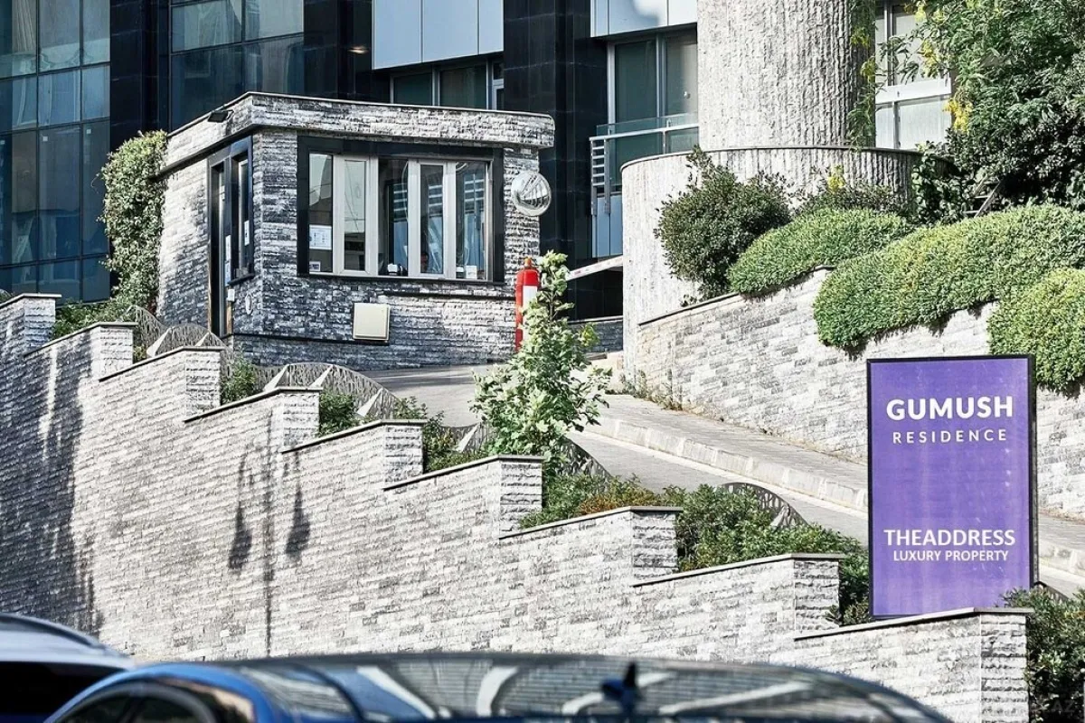Satılır 12 otaqlı ofis 506 m²