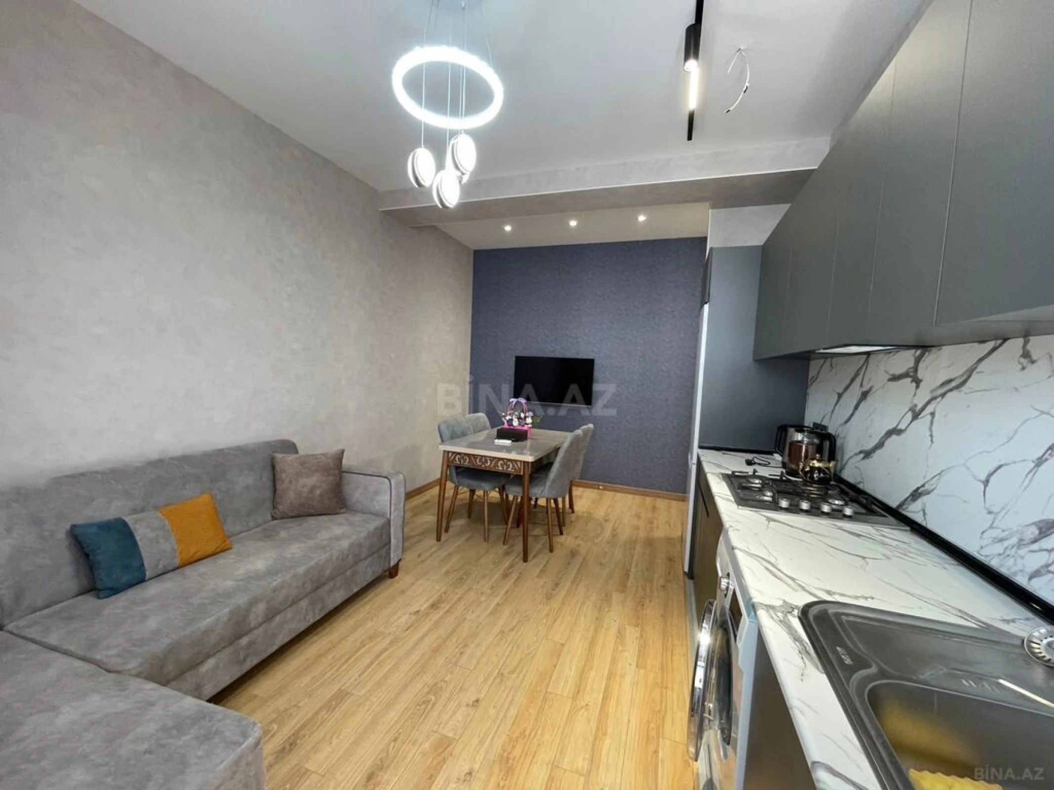 Kirayə verilir 2 otaqlı mənzil 55 m²