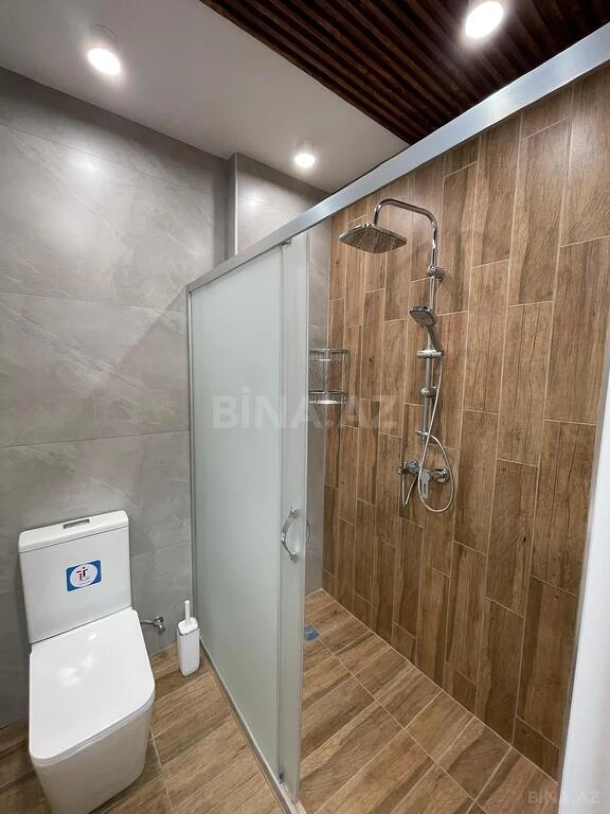 Kirayə verilir 2 otaqlı mənzil 55 m²