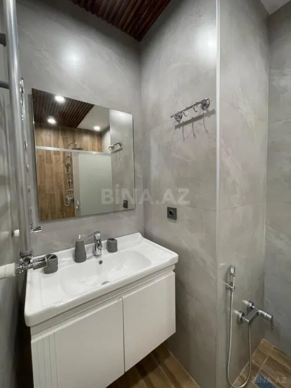 Kirayə verilir 2 otaqlı mənzil 55 m²