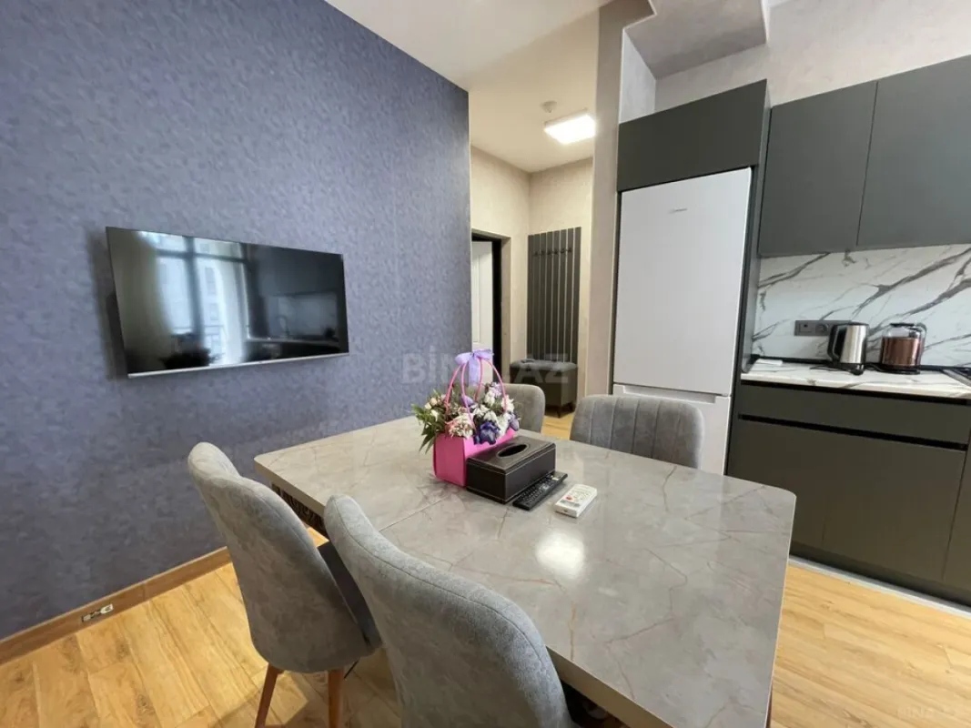 Kirayə verilir 2 otaqlı mənzil 55 m²