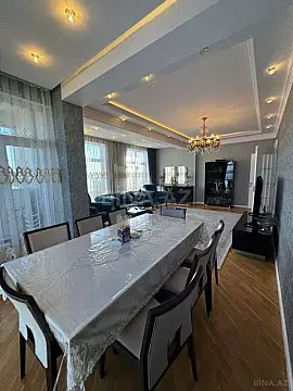Satılır 3 otaqlı mənzil 135 m²