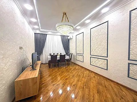 Satılır 3 otaqlı mənzil 106.6 m²