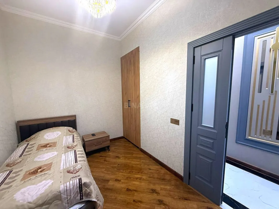 Satılır 3 otaqlı mənzil 106.6 m²