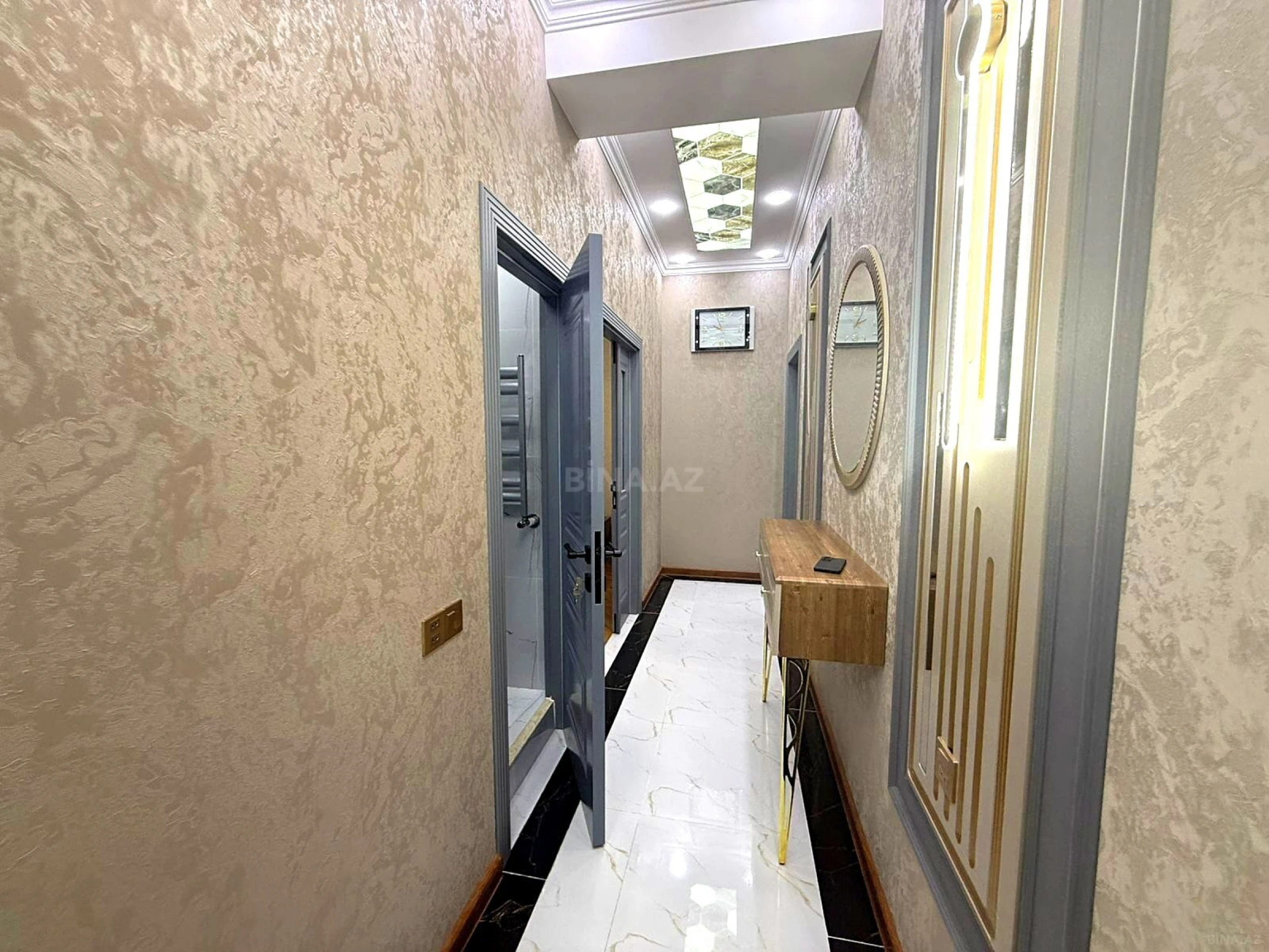 Satılır 3 otaqlı mənzil 106.6 m²