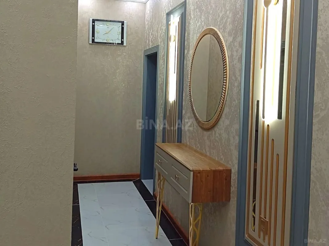 Satılır 3 otaqlı mənzil 106.6 m²