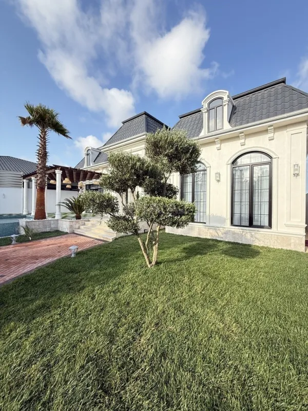 Satılır 4 otaqlı həyət evi 200 m²