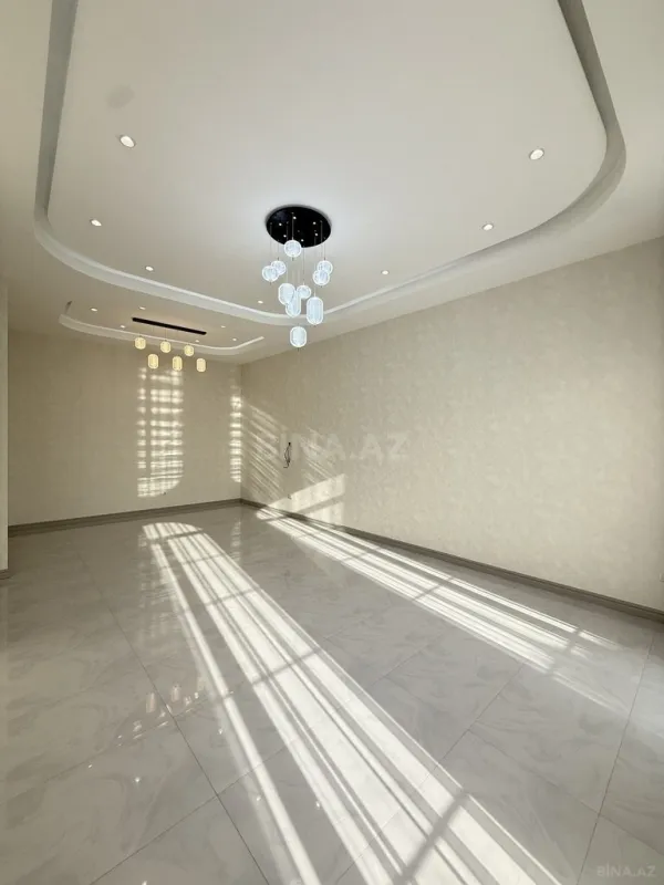 Satılır 4 otaqlı həyət evi 200 m²