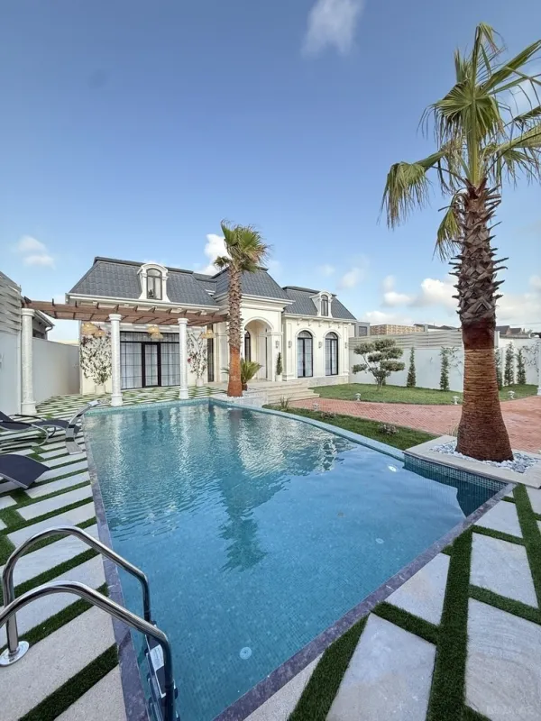 Satılır 4 otaqlı həyət evi 200 m²