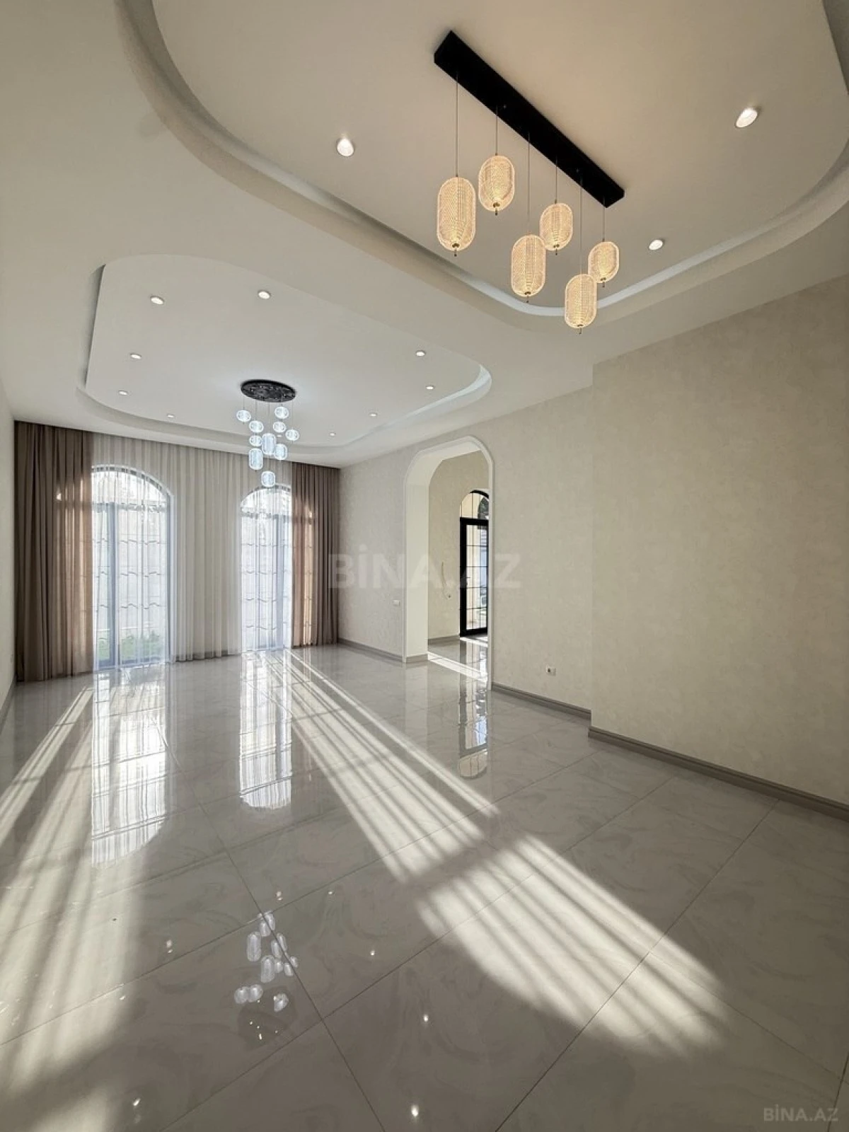 Satılır 4 otaqlı həyət evi 200 m²