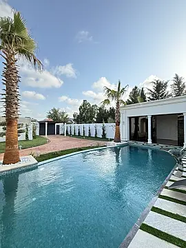 Satılır 4 otaqlı həyət evi 200 m²